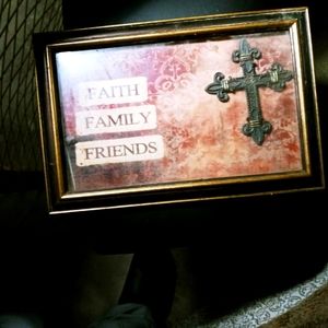 Home wall decor & Faith, Family, Friends 24×16